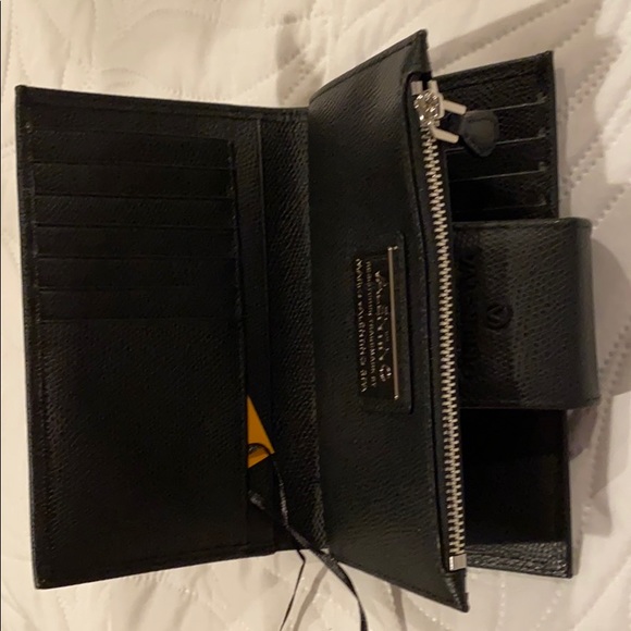 NWT Leather Wallet - Picture 7 of 7